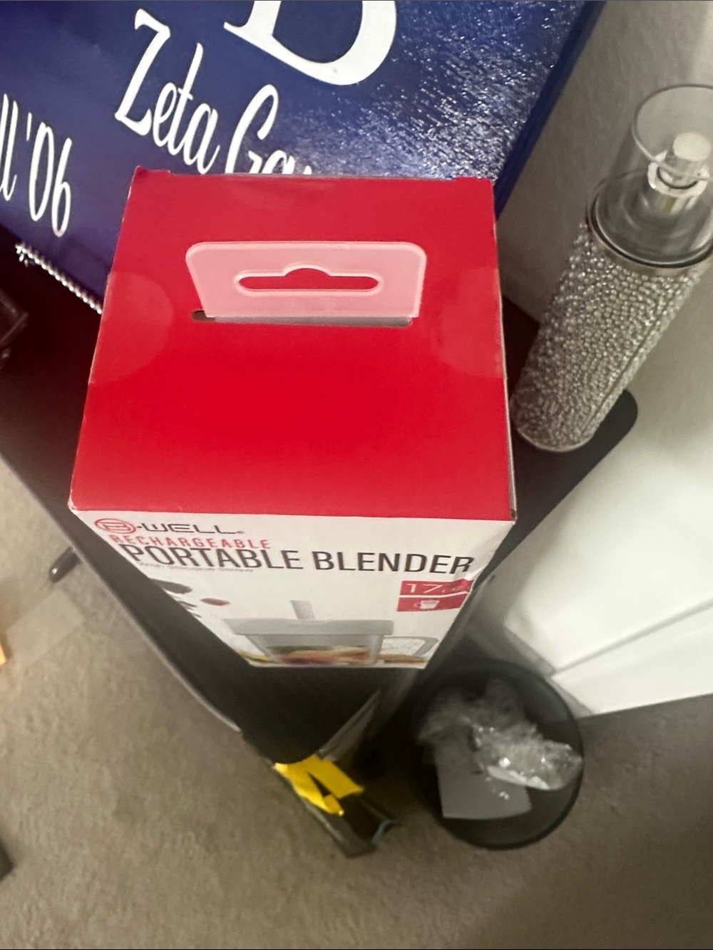 Rechargeable Portable Blender — White - Picture 2 of 5